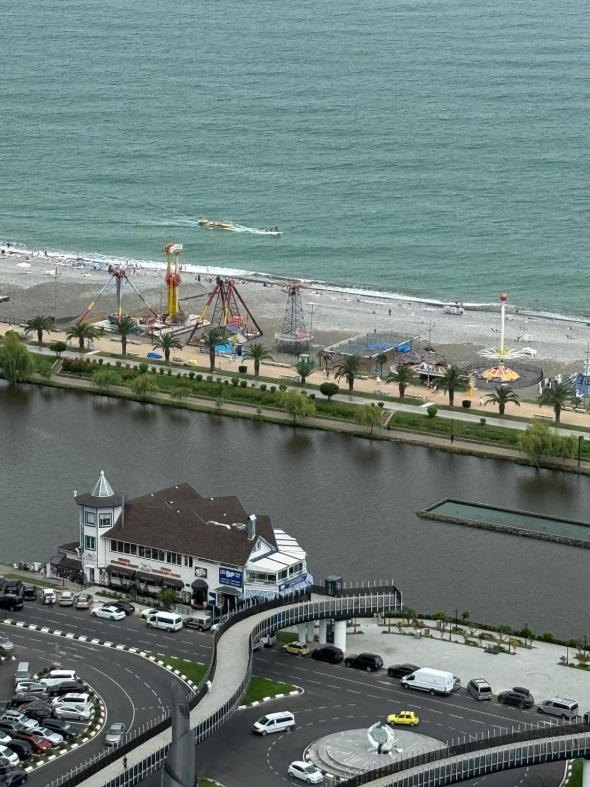 Moonlight Apart-Hotel Batumi Exterior foto